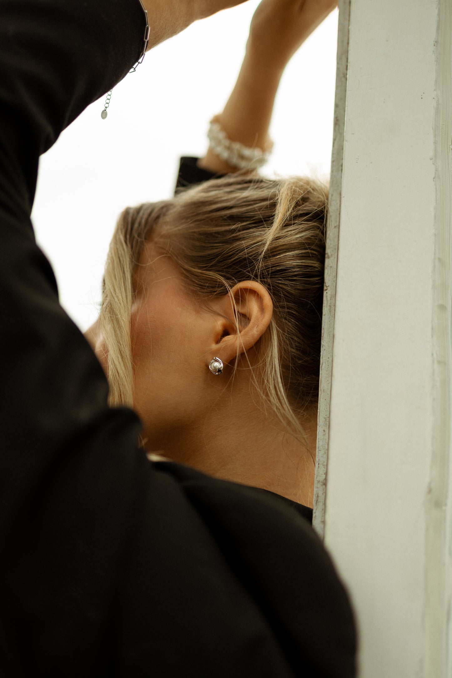 Silver Single Geometric Pearl Stud Earrings