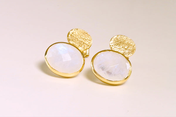 [LLOYD] 韓国アクセ☆14K Gold☆Midnight Stone Earrings Amazon.com: Lightning Bolt Earrings, Elegant Earrings for