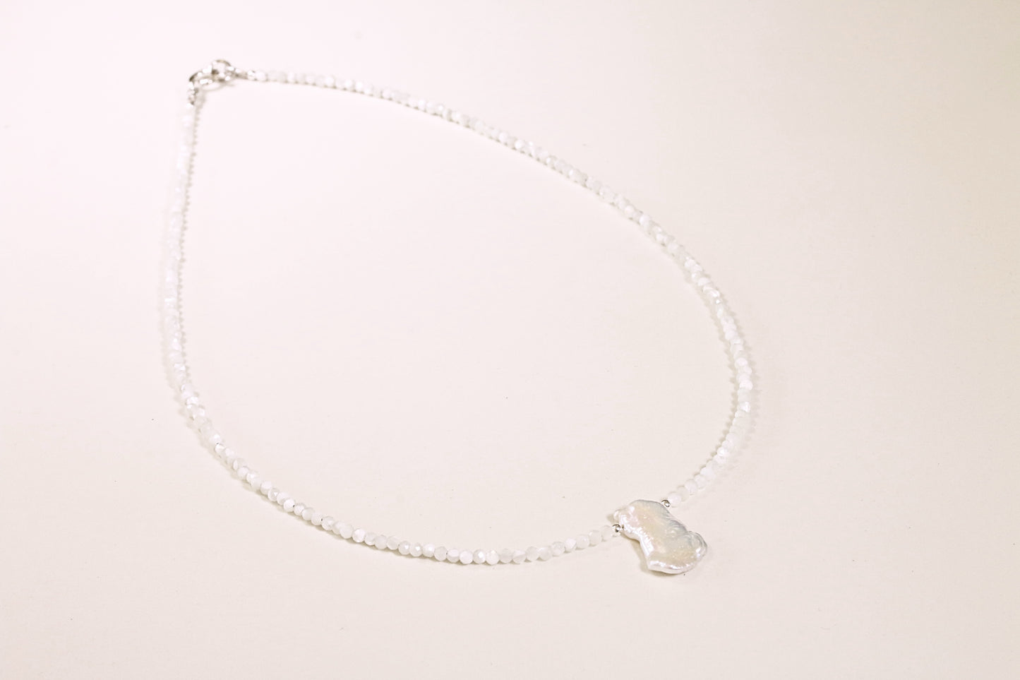 Shell & Freshwater Pearl beaded Necklace