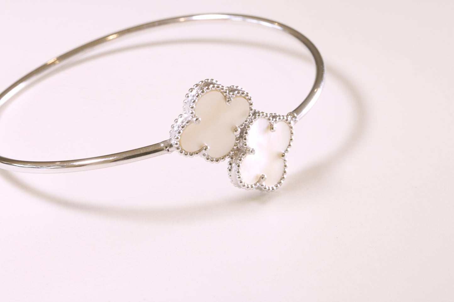 Silver Clover Shell Bangle