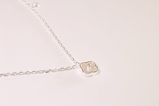 Silver Shell Clover Necklace